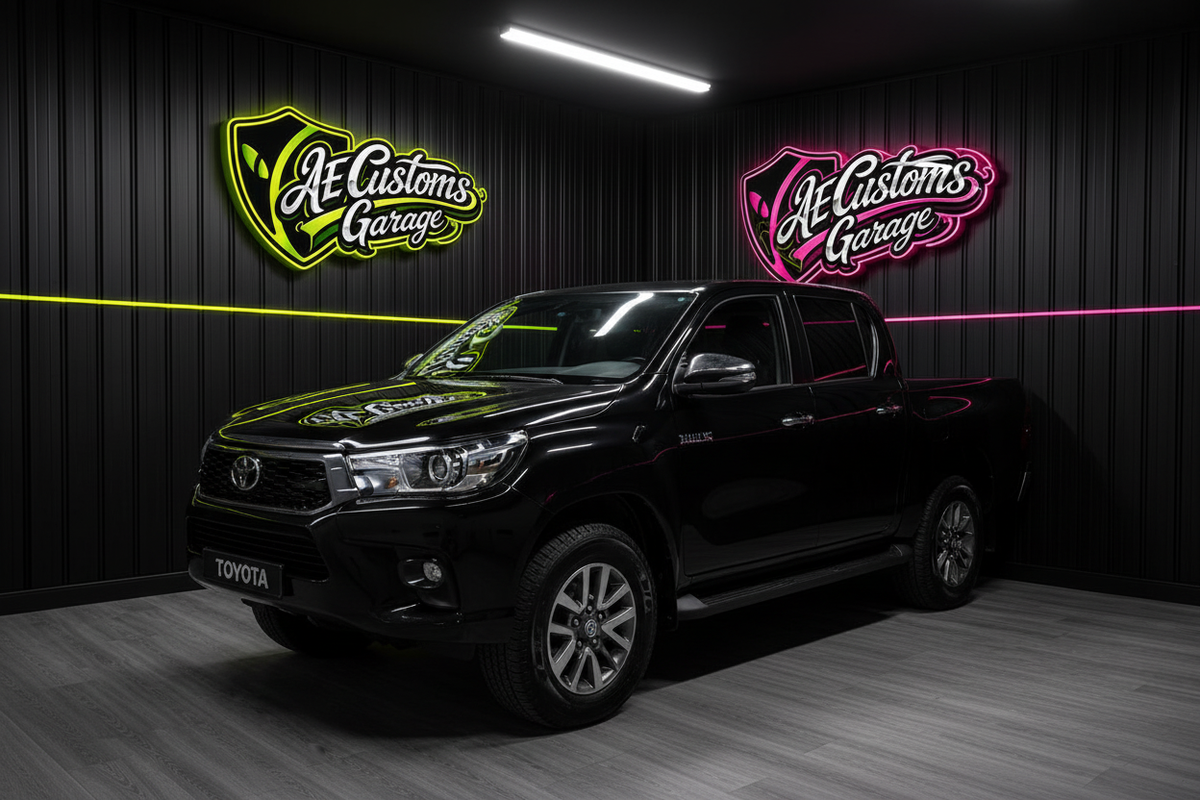 Toyota Hilux en AE Customs Garage